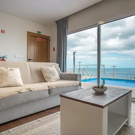 Azinhaga Villa Gaula